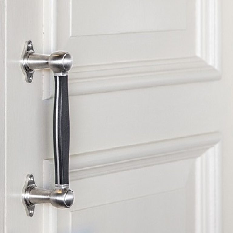 Formani Door Pull and Deadbolt in Wood