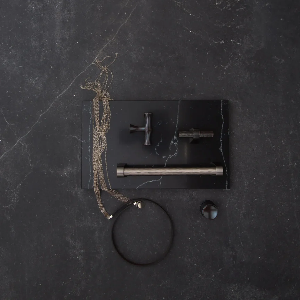 MYOH Pocket door lock — Kitchen