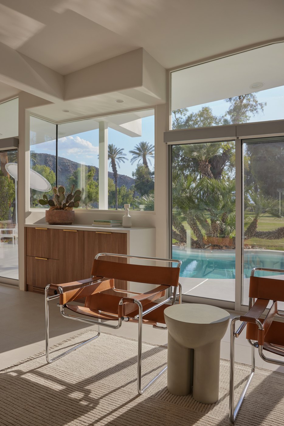 Indian Wells — living room