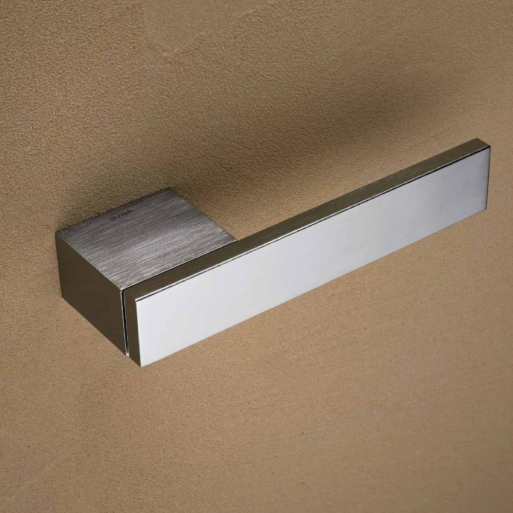 Total door handle by Rodolfo Dordoni